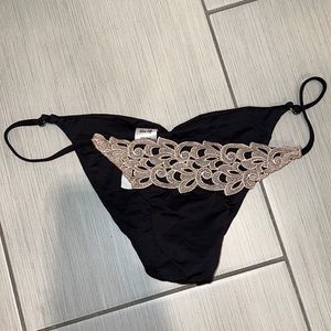 NWT planet blue eclipse skimpy bottoms in L.